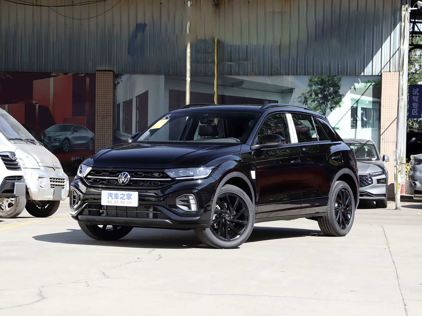 2026 Volkswagen T-Roc 300TSI 7DCT Starlight Edition