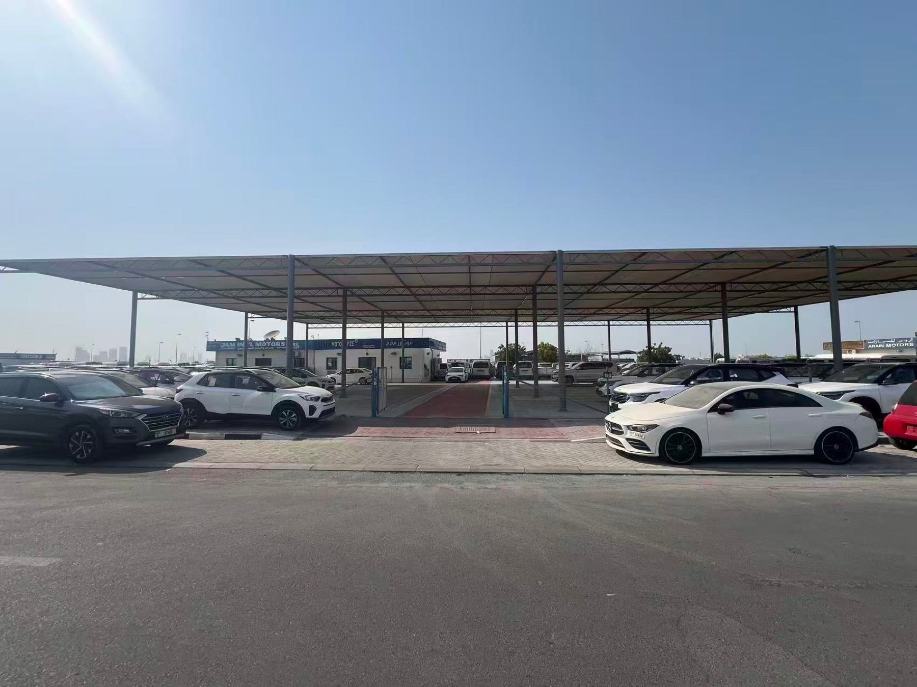 Dubai showroom exterior vehicle display